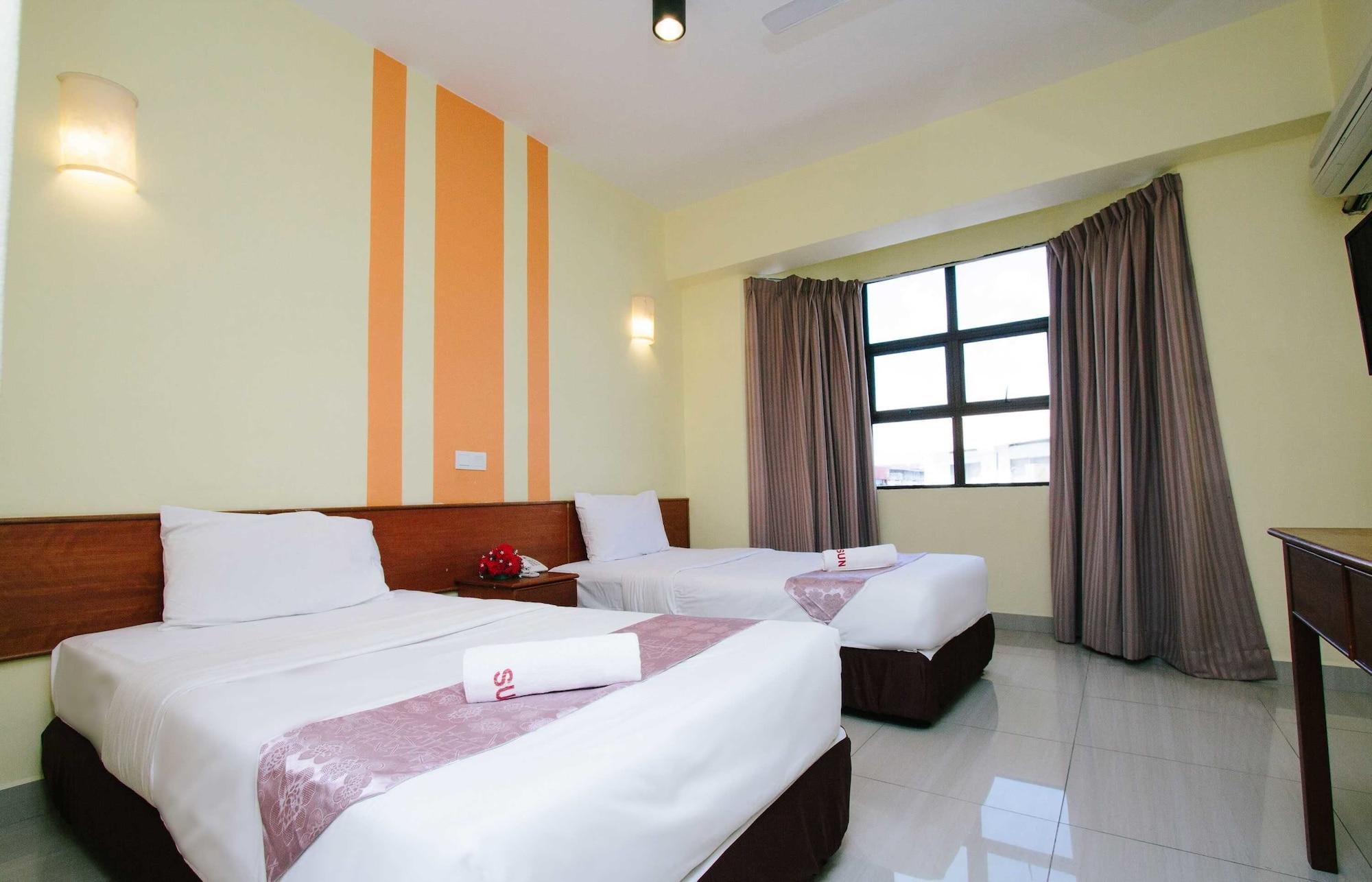 Sun Inns Hotel Sitiawan Exterior foto