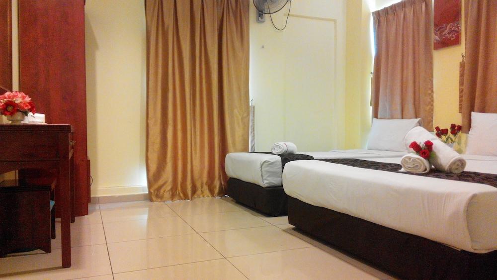 Sun Inns Hotel Sitiawan Exterior foto